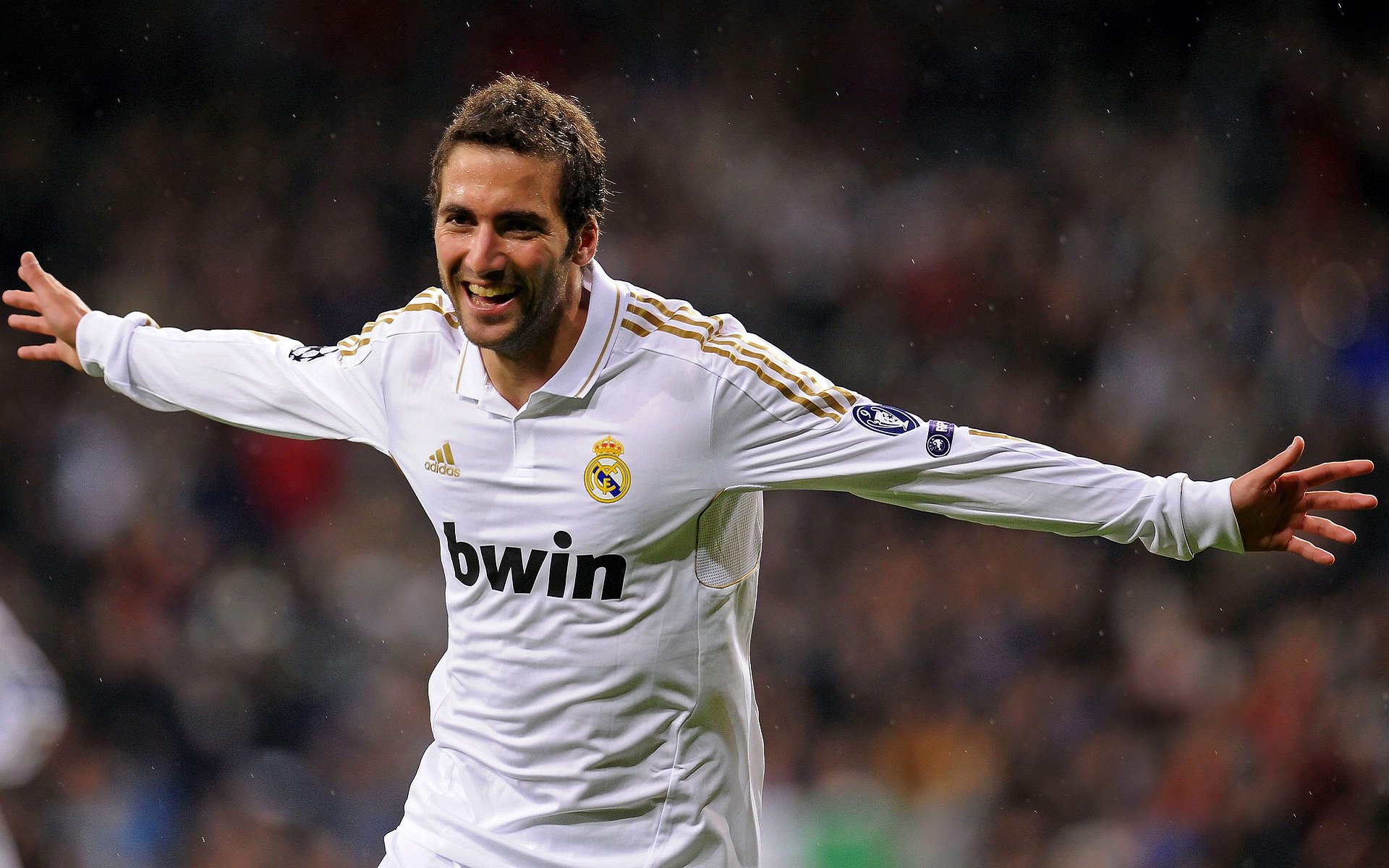 赛季终极对决：冠军悬念持续升温，终极冠军比赛